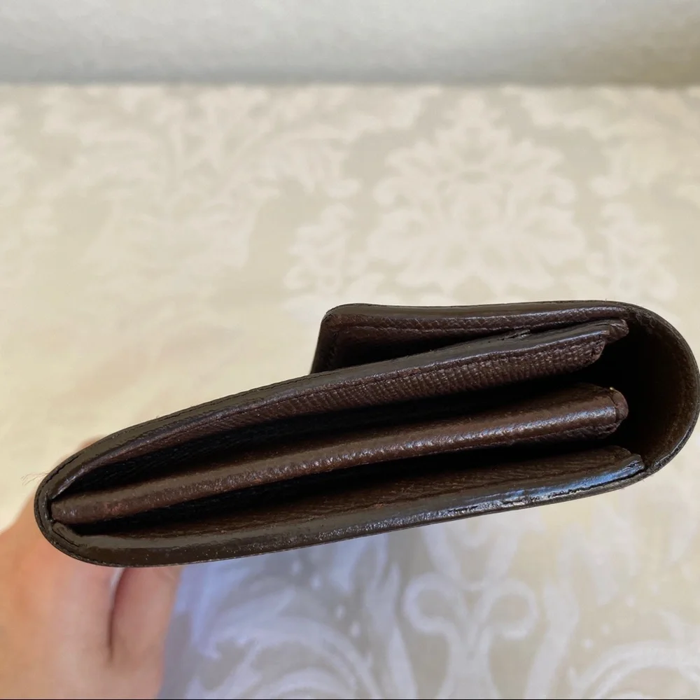 LOUIS VUITTON Damier Ebene Sarah Wallet
